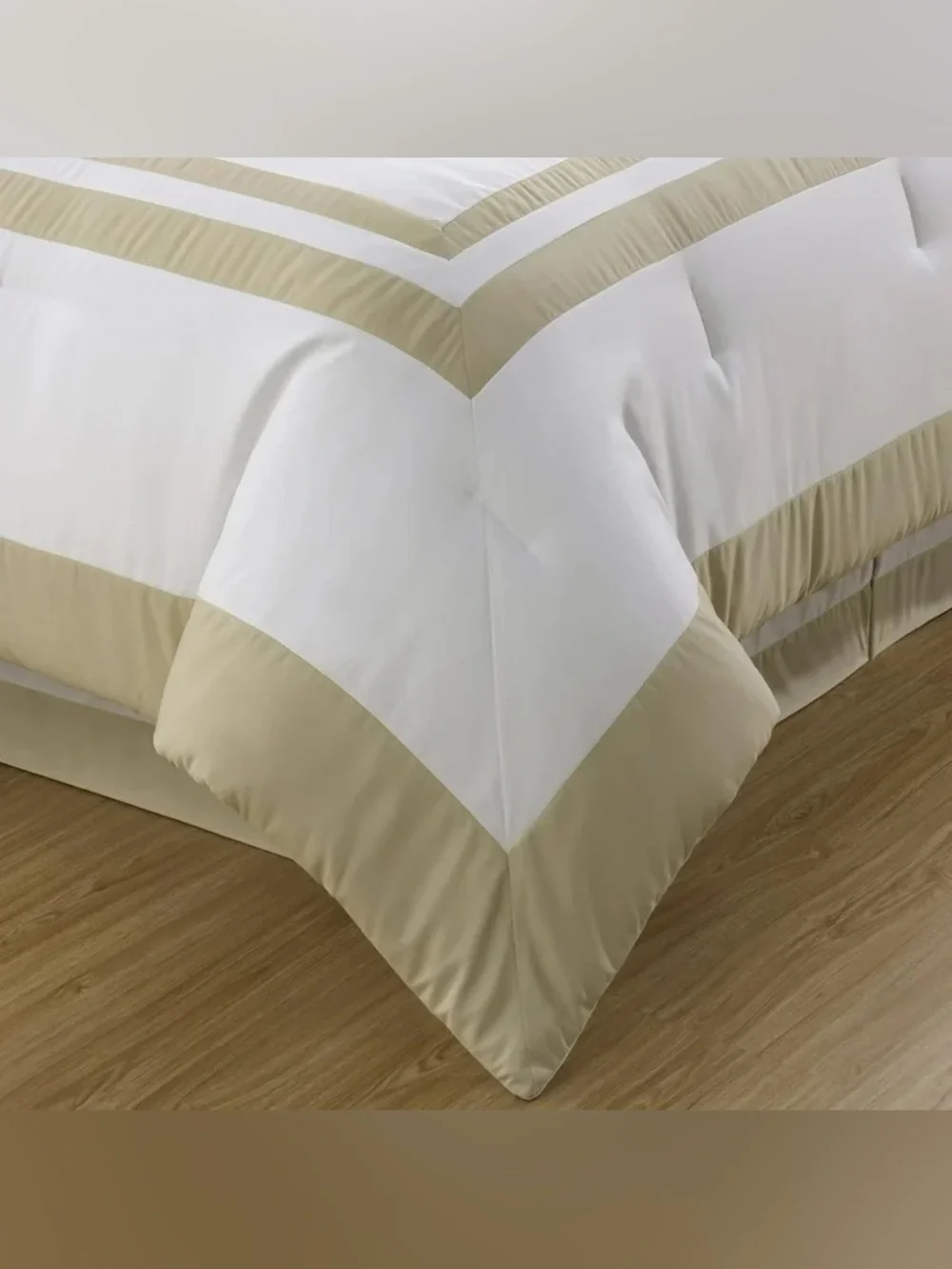 Luxury White and Beige 3 piece Queen comforter set